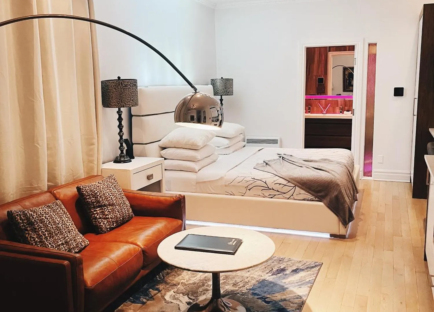 Hotel Kutuma Montreal